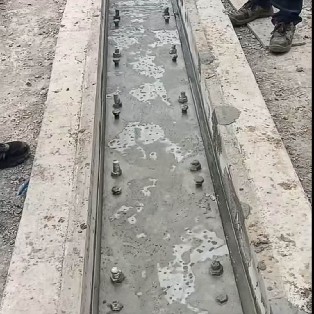 开远港口码头起重机龙门吊重型机械设备稳固用早强快凝轨道胶泥